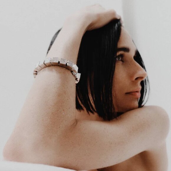 ~Eddie Borgo Pavé Cube Bracelet - Gold-Tone Metal *EUC* MSRP: $500+tax - Picture 3 of 11